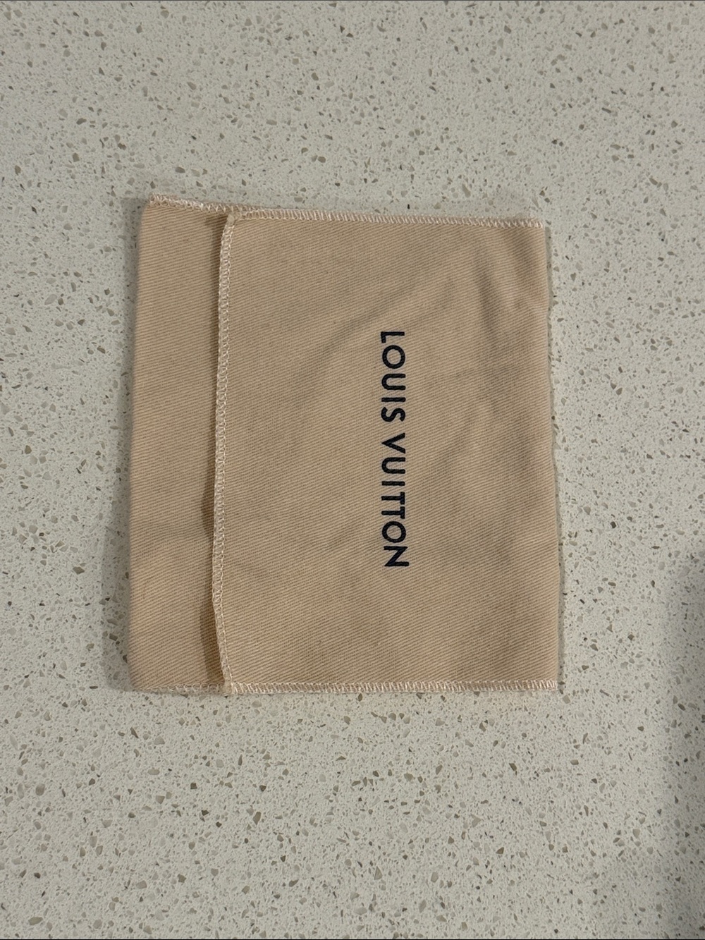 LOUIS VUITTON CARD HOLDER DUST COVER